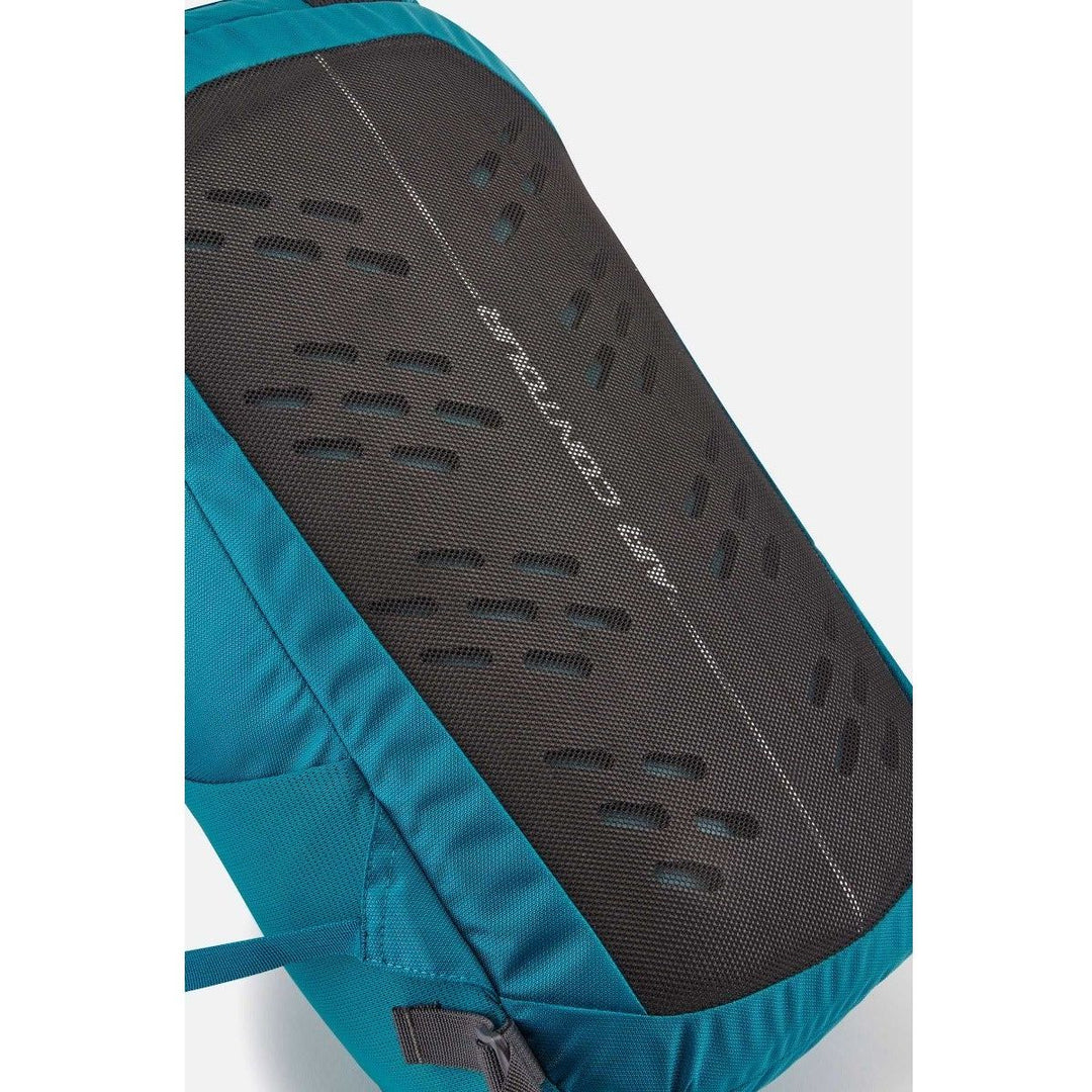 Lowe Alpine Edge 22