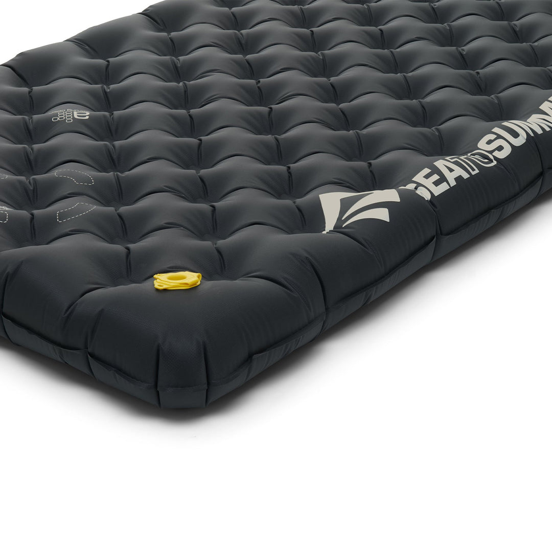 Sea to Summit Ether Light XR Pro rectangular Air Sprung Cell detail