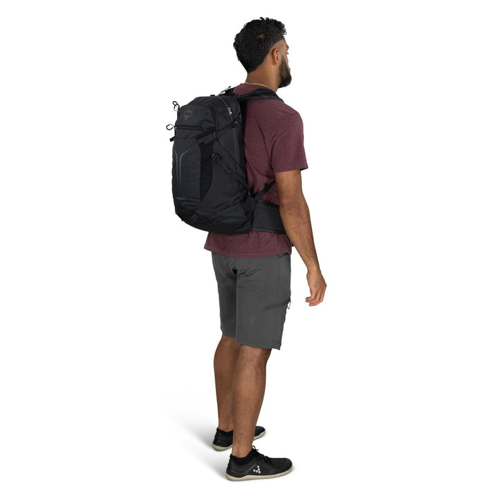Osprey Sportlite 25 – on-body back view