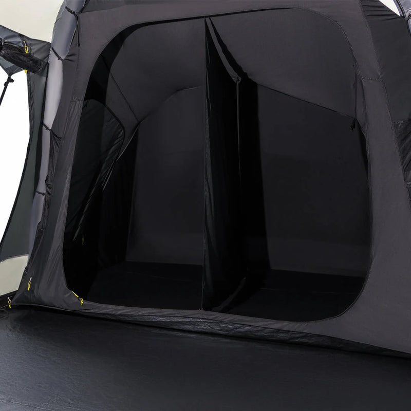 Open entrance to an Enterprise 3 blackout bedroom