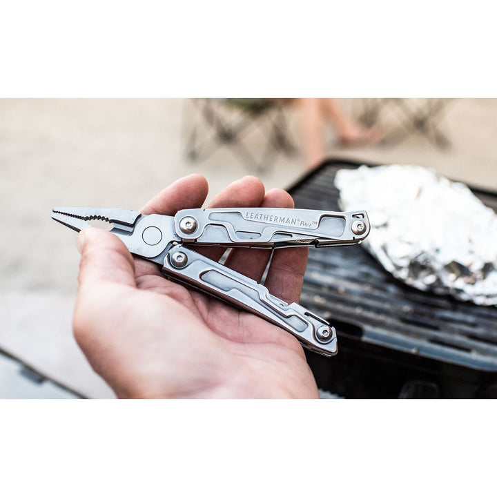 Leatherman Rev – in-use lifestyle view
