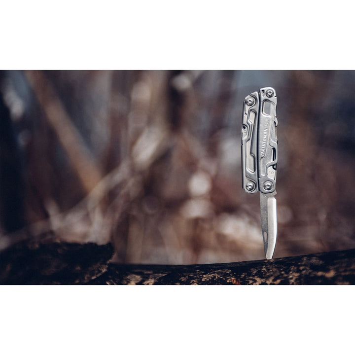 Leatherman Rev – in-use lifestyle view