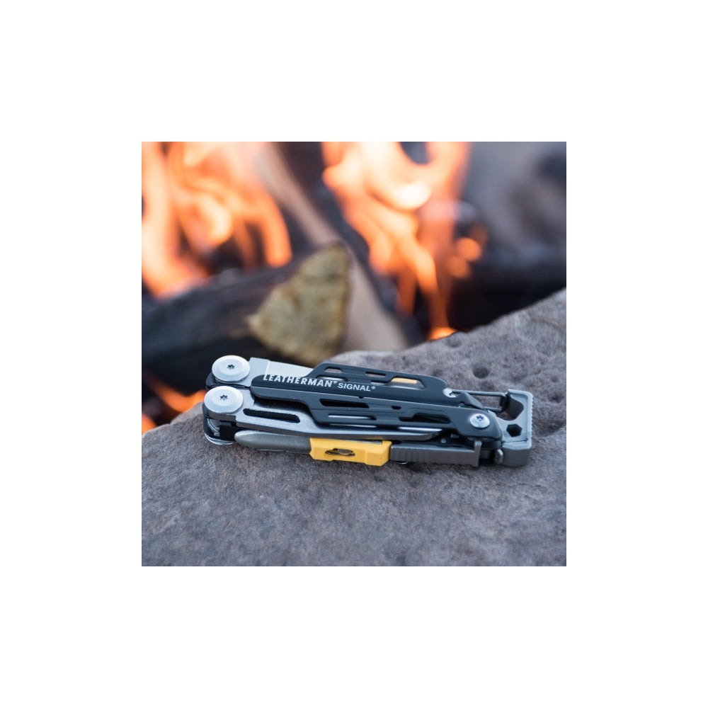 Leatherman Signal – official product detail view