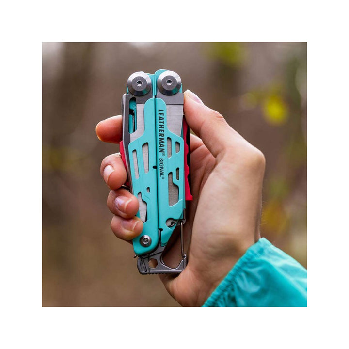 Leatherman Signal – official product detail view
