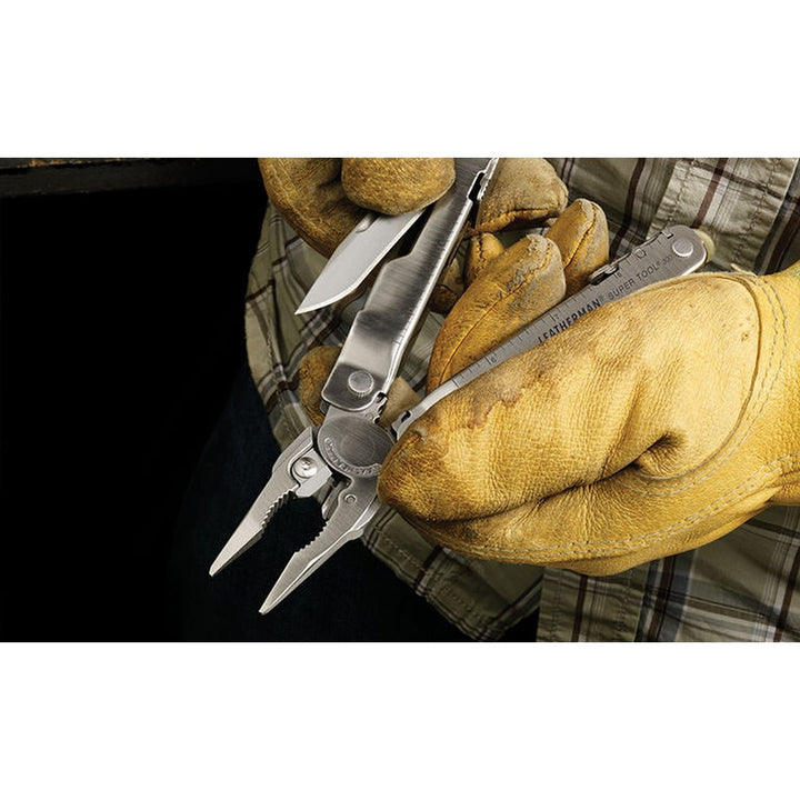 Leatherman Super Tool 300 – in-use lifestyle view