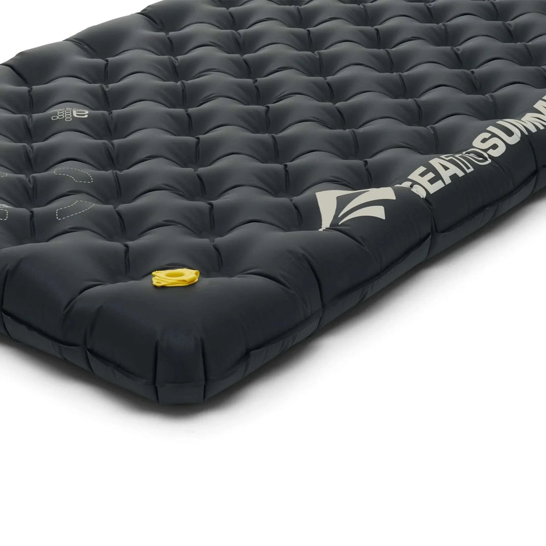 Sea to Summit Ether Light XR Pro Insulated ASC Mat - Regular Wide — detail | Sea to Summit NZ